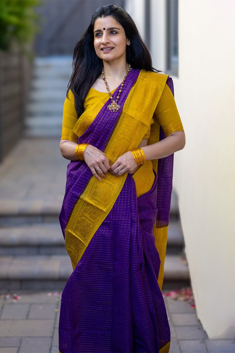 Vestigial Purple Soft Silk Saree With Magnificat Blouse Piece