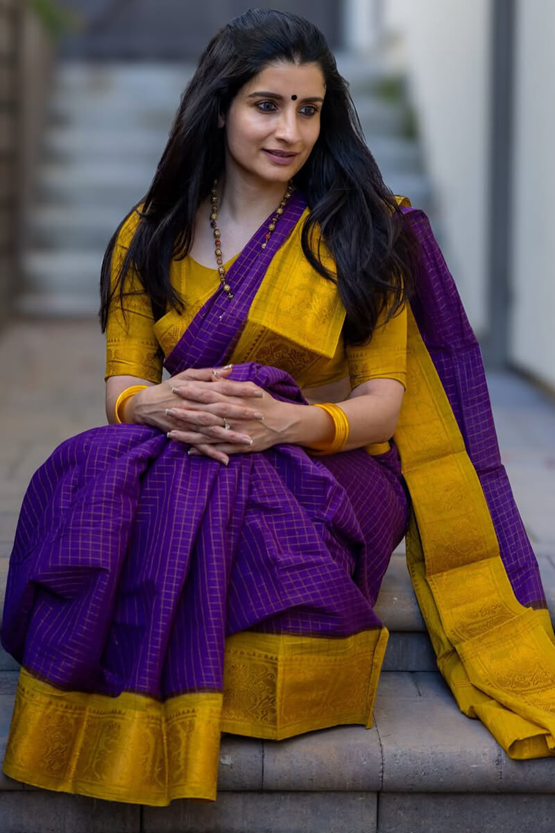 Vestigial Purple Soft Silk Saree With Magnificat Blouse Piece