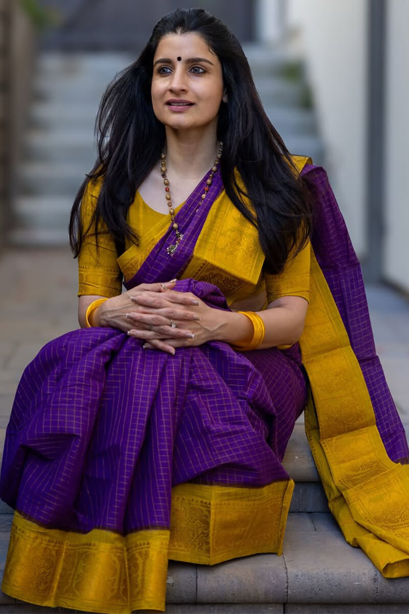 Vestigial Purple Soft Silk Saree With Magnificat Blouse Piece