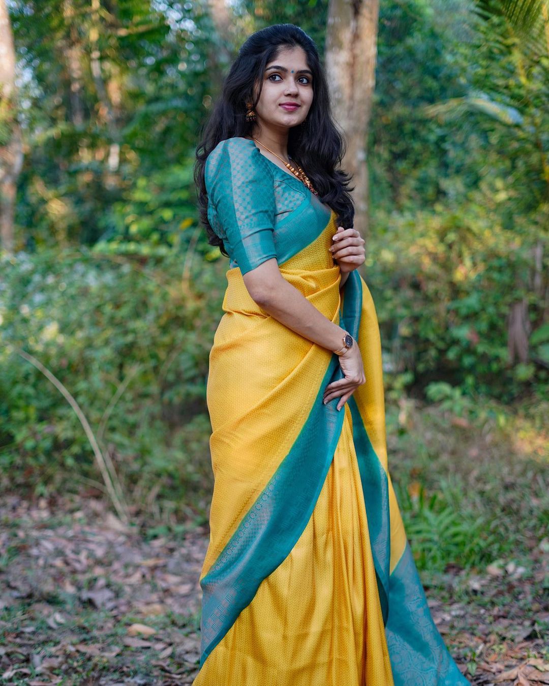 Demanding Yellow Soft Silk Saree With Delightful Blouse Piece