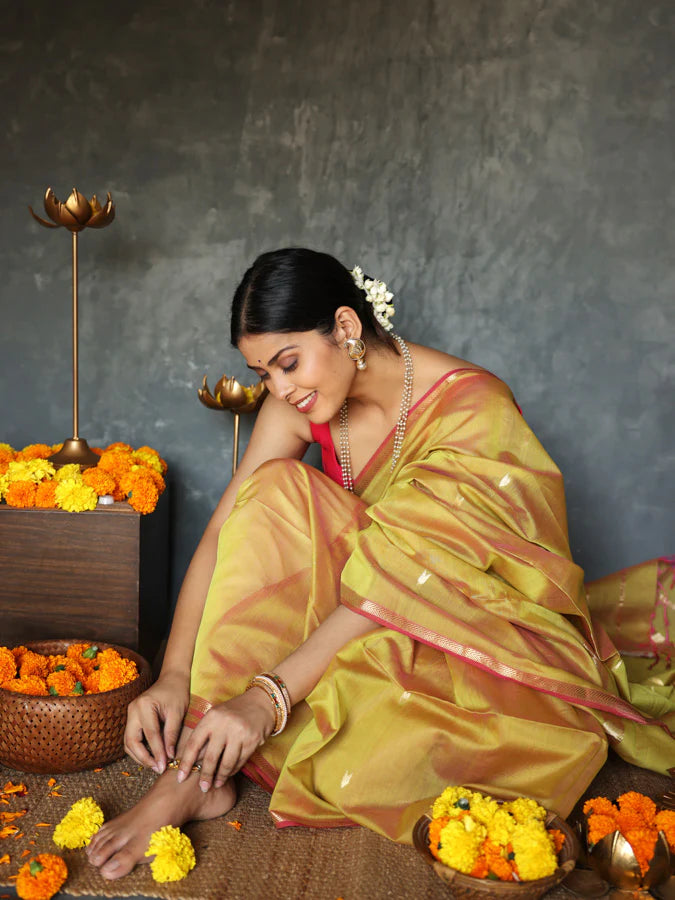 Dazzling Mustard Cotton Silk Saree With Seraphic Blouse Piece