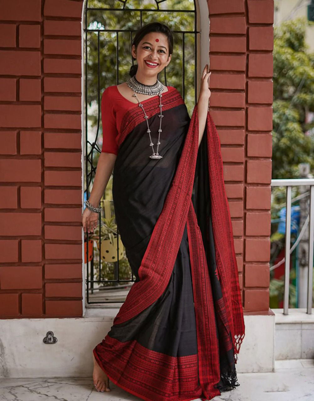 Alluring Black Cotton Silk Saree With Nectarous Blouse Piece