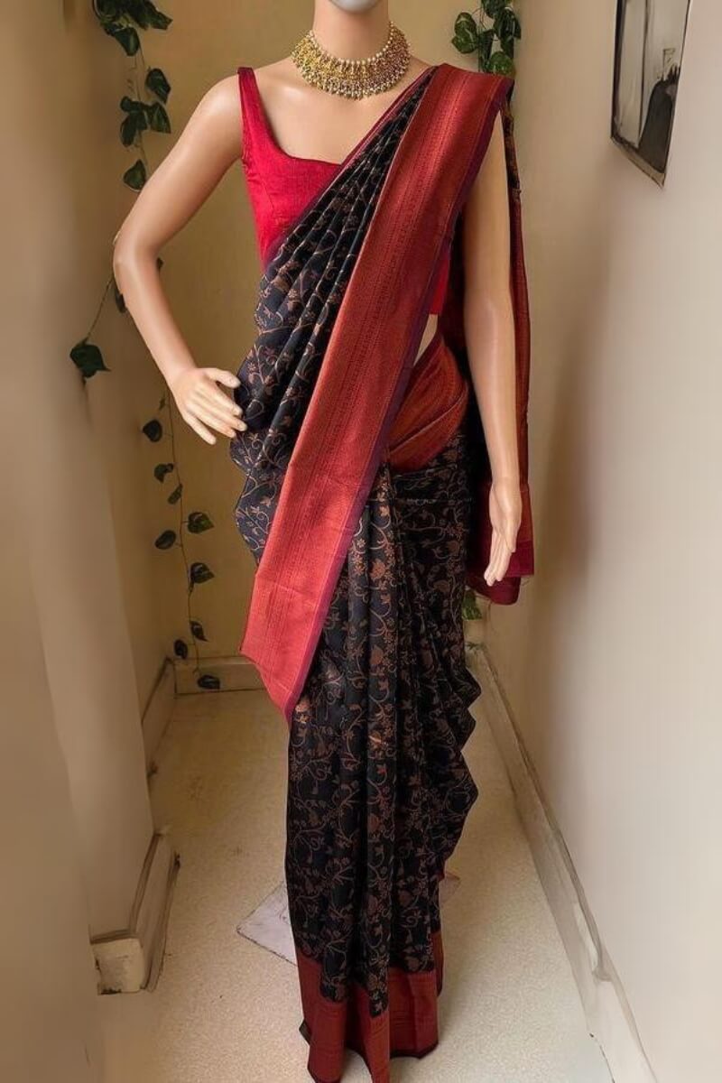 Mesmeric Black Soft Silk Saree With Eloquence Blouse Piece