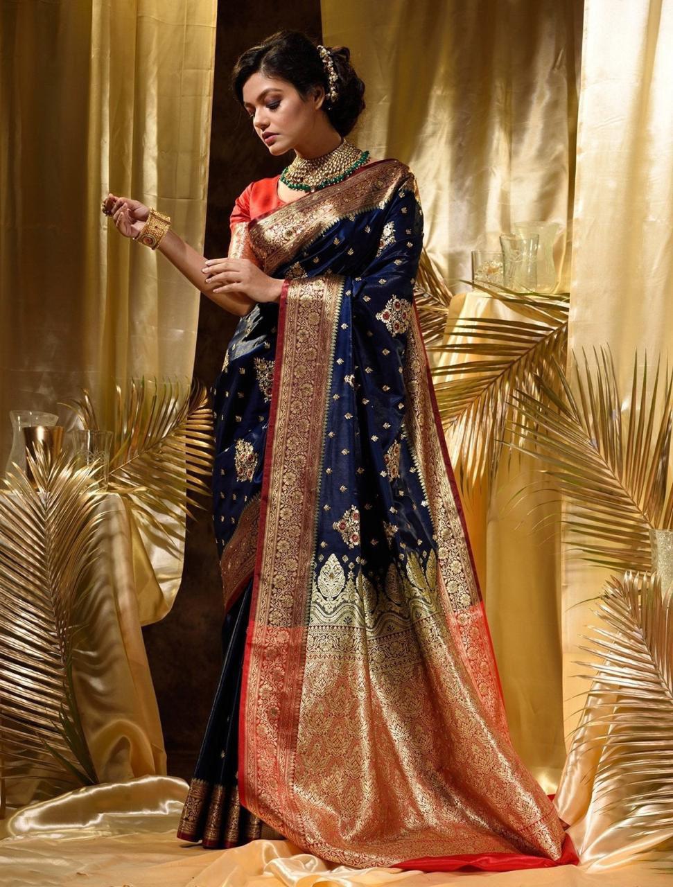 Appealing Navy Blue Soft Silk Saree With Gleaming Blouse Piece