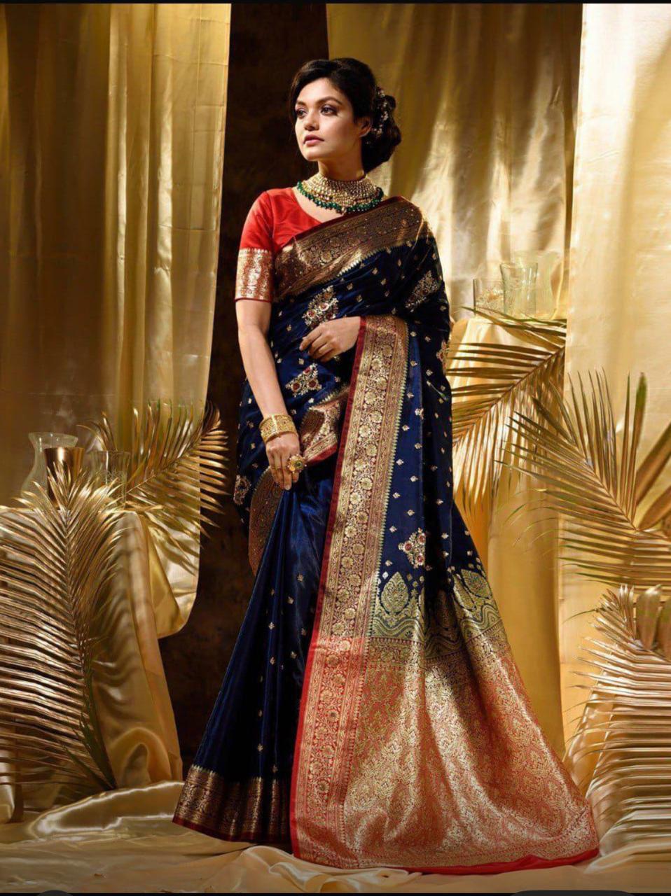 Appealing Navy Blue Soft Silk Saree With Gleaming Blouse Piece