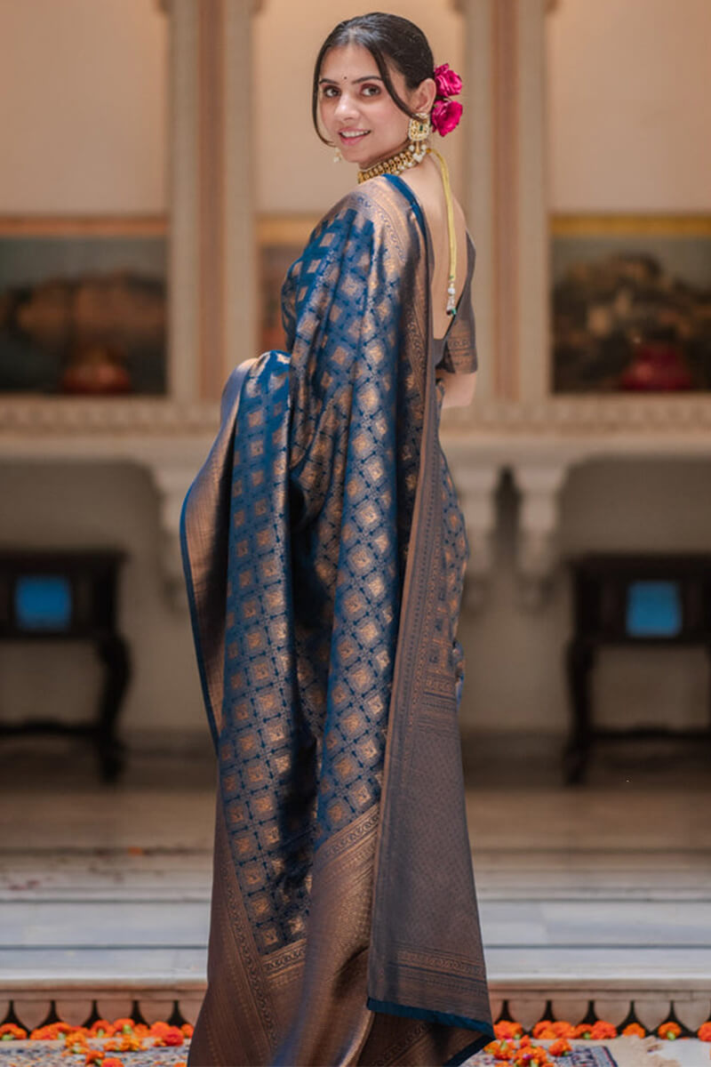 Imaginative Navy Blue Soft Silk Saree With Tremendous Blouse Piece