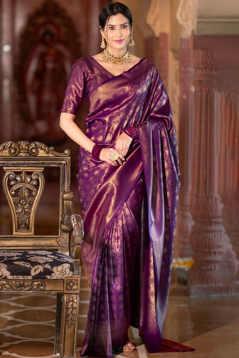 Charismatic Purple Soft Silk Saree With Effulgent Blouse Piece