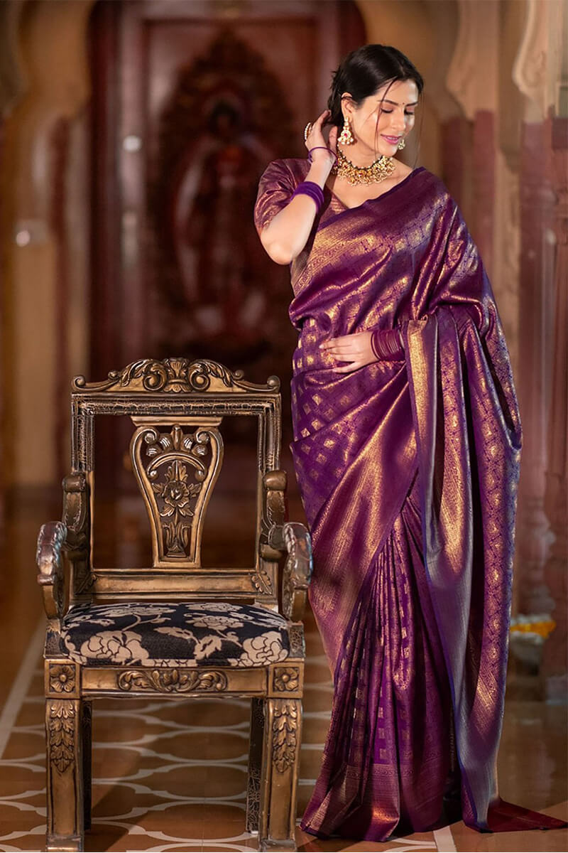 Charismatic Purple Soft Silk Saree With Effulgent Blouse Piece