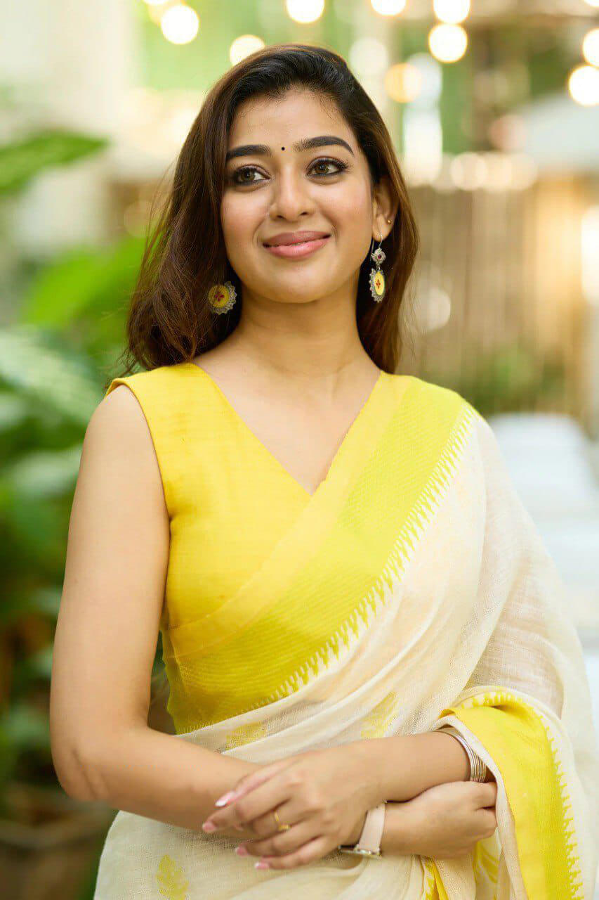 Mesmerising Off White Cotton Silk Saree With Pleasant Blouse Piece