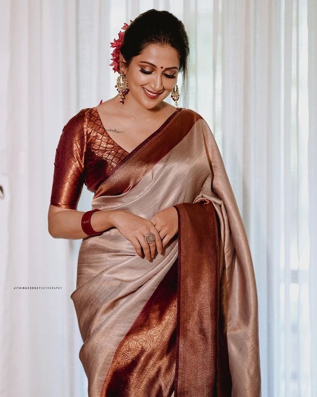 Traditional Beige Soft Silk Saree With Adorable Blouse Piece