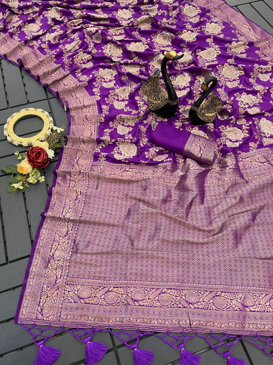 Eloquence Purple Soft Banarasi Silk Saree With Precious Blouse Piece