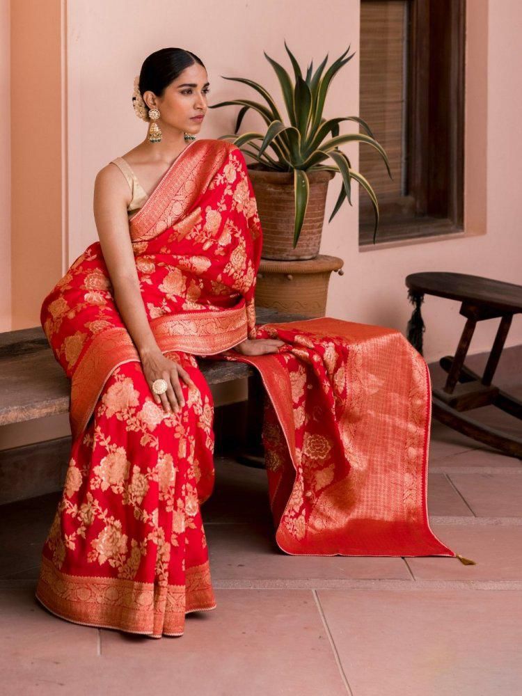 Elision Red Soft Soft Banarasi Silk With Classy Blouse Piece