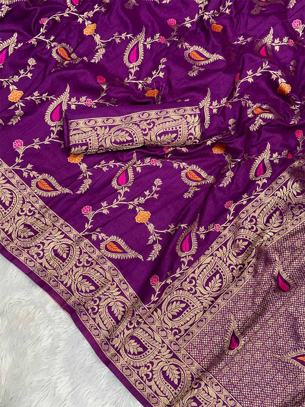 Panache Purple Soft Banarasi Silk Saree With Exquisite Blouse Piece