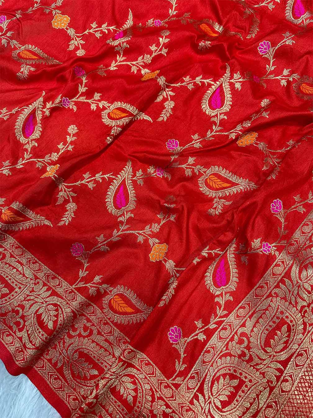 Transcendent Red Soft Banarasi Silk Saree With Smashing Blouse Piece