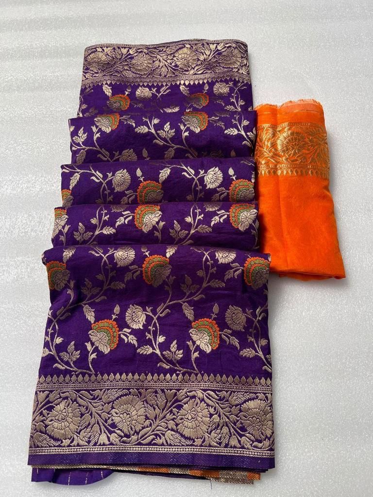 Winsome Purple Soft Banarasi Silk Saree With Super classy Blouse Piece