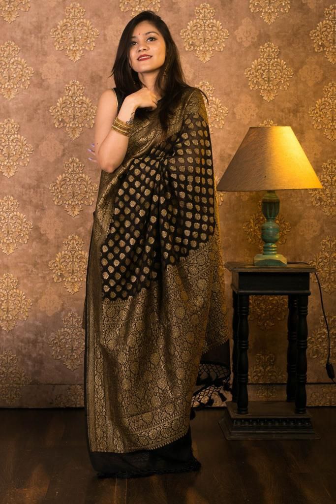 Enigmatic Black Soft Banarasi Silk Saree With Classic Blouse Piece