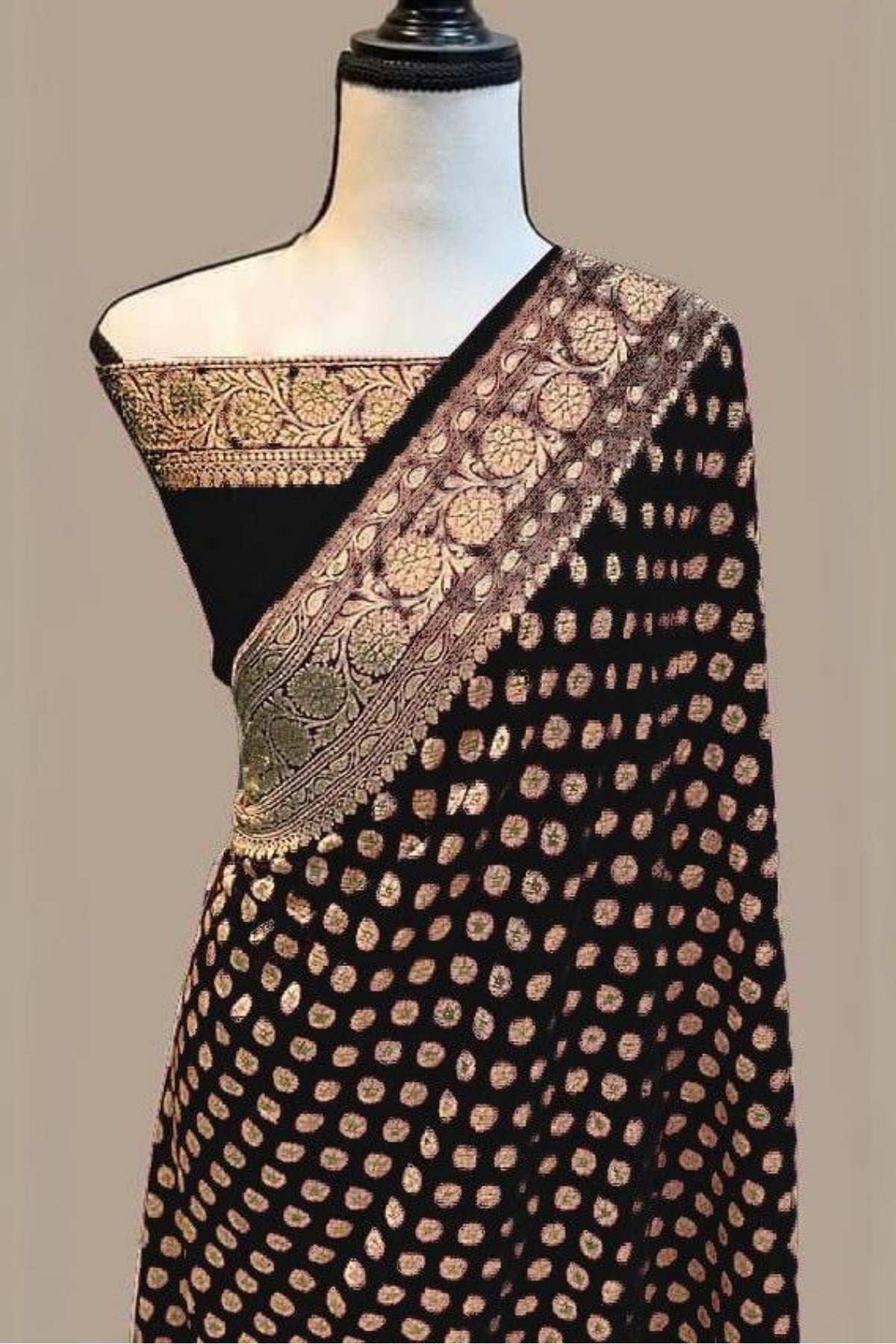 Enigmatic Black Soft Banarasi Silk Saree With Classic Blouse Piece