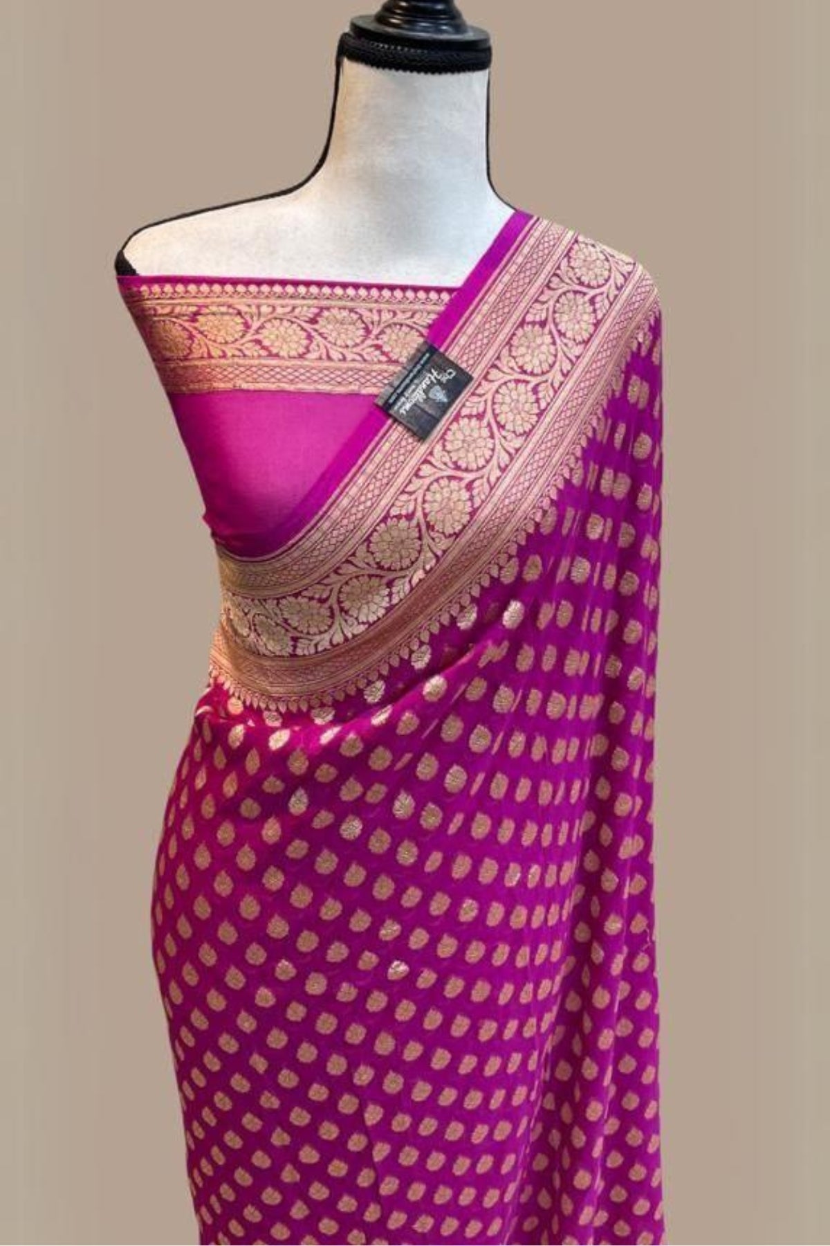 Gratifying Dark Pink Soft Banarasi Silk Saree With Symmetrical Blouse Piece