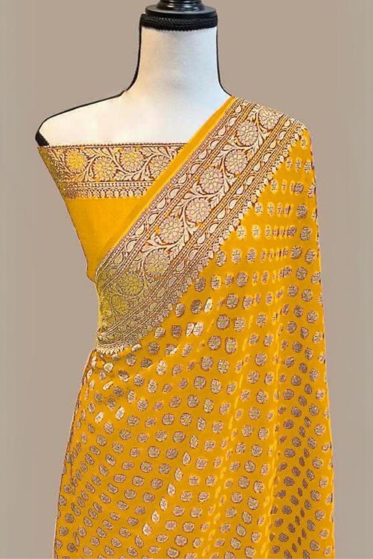 Resplendent Yellow Soft Banarasi Silk Saree With Fairytale Blouse Piece