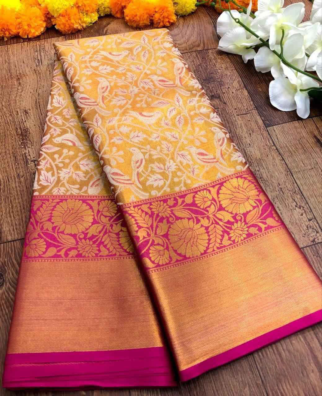 Susurrous Dark Pink Kanjivaram Silk Saree With Beautiful Blouse Piece