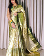 Adorning Green Kanjivaram Silk Saree With Engaging Blouse Piece