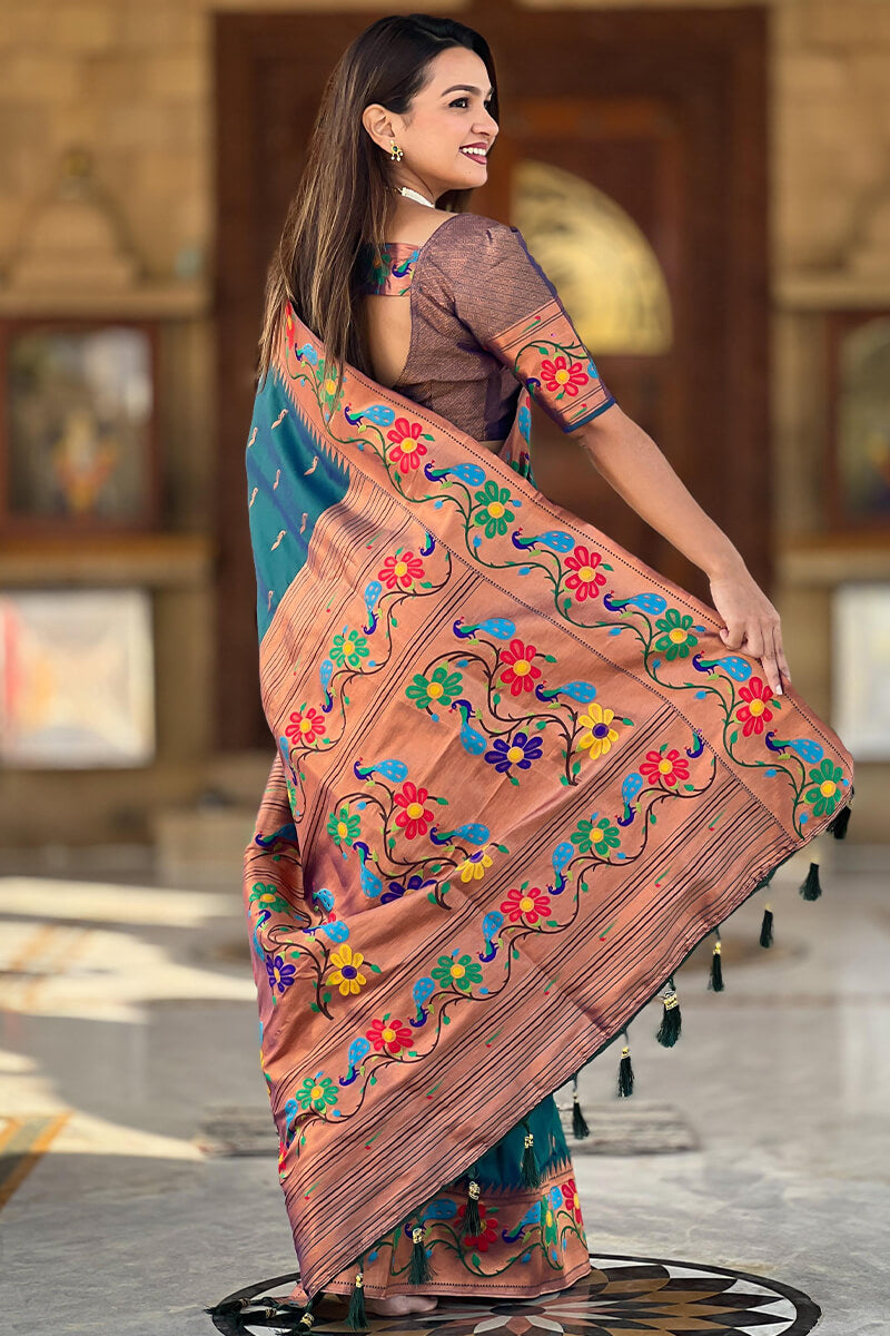 Luminous Rama Paithani Silk Saree With Verdant Blouse Piece