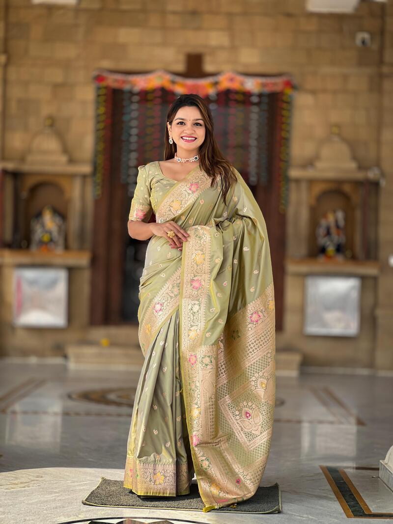 Adorable Mehndi Soft Banarasi Silk Saree With Majesty Blouse Piece