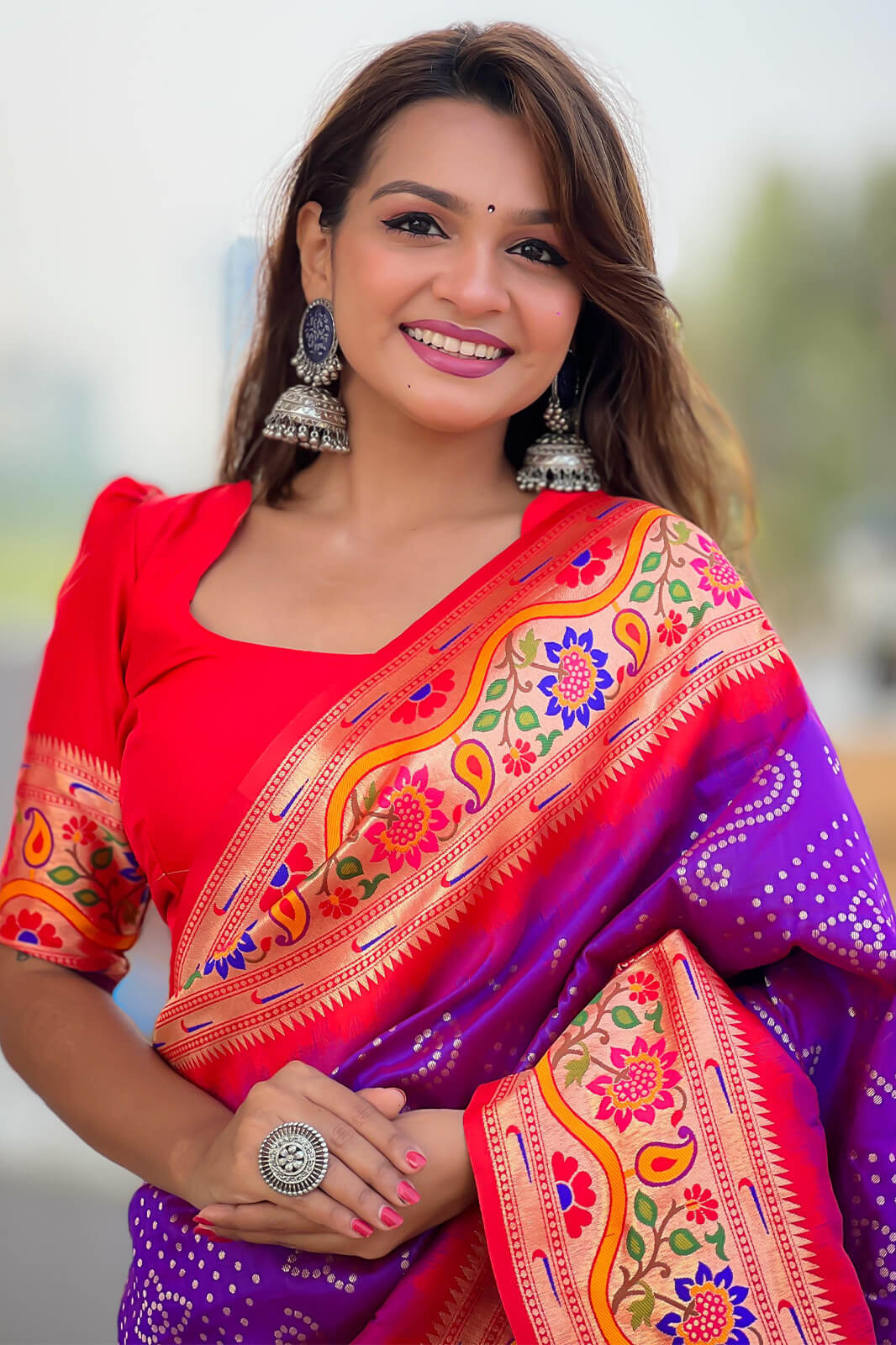 Glowing Purple Paithani Silk Saree With Sensational Blouse Piece