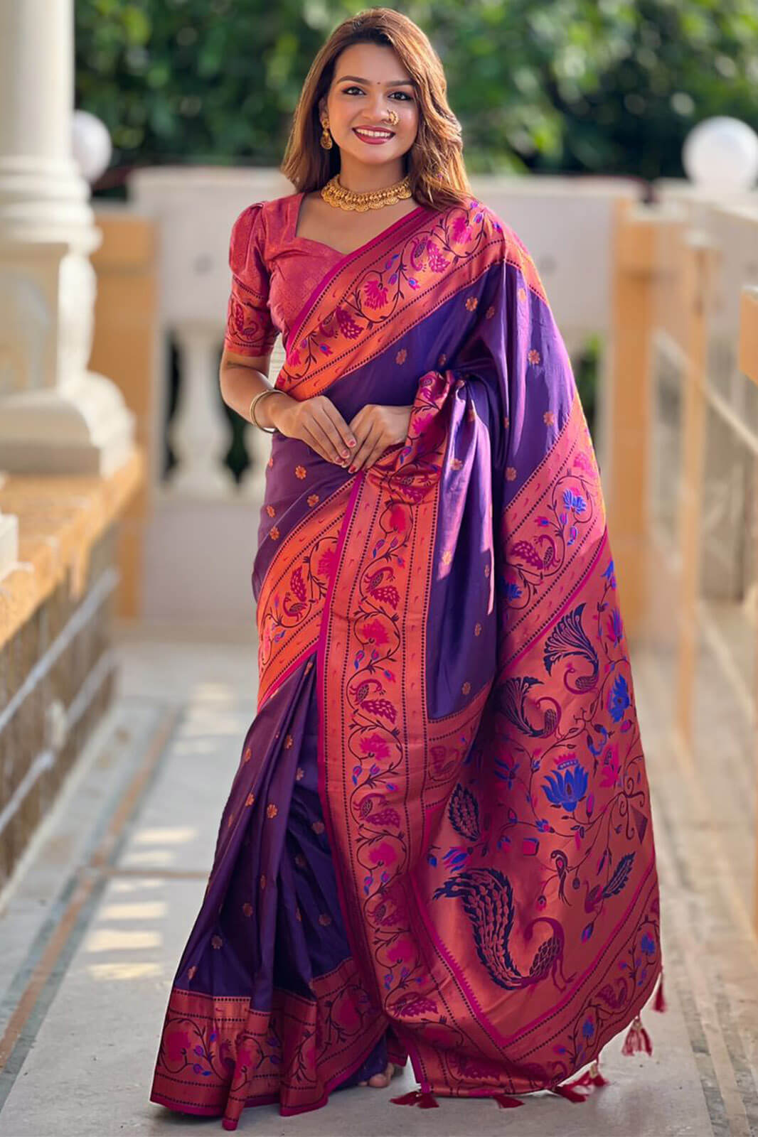 Supernal Purple Paithani Silk Saree With Flattering Blouse Piece