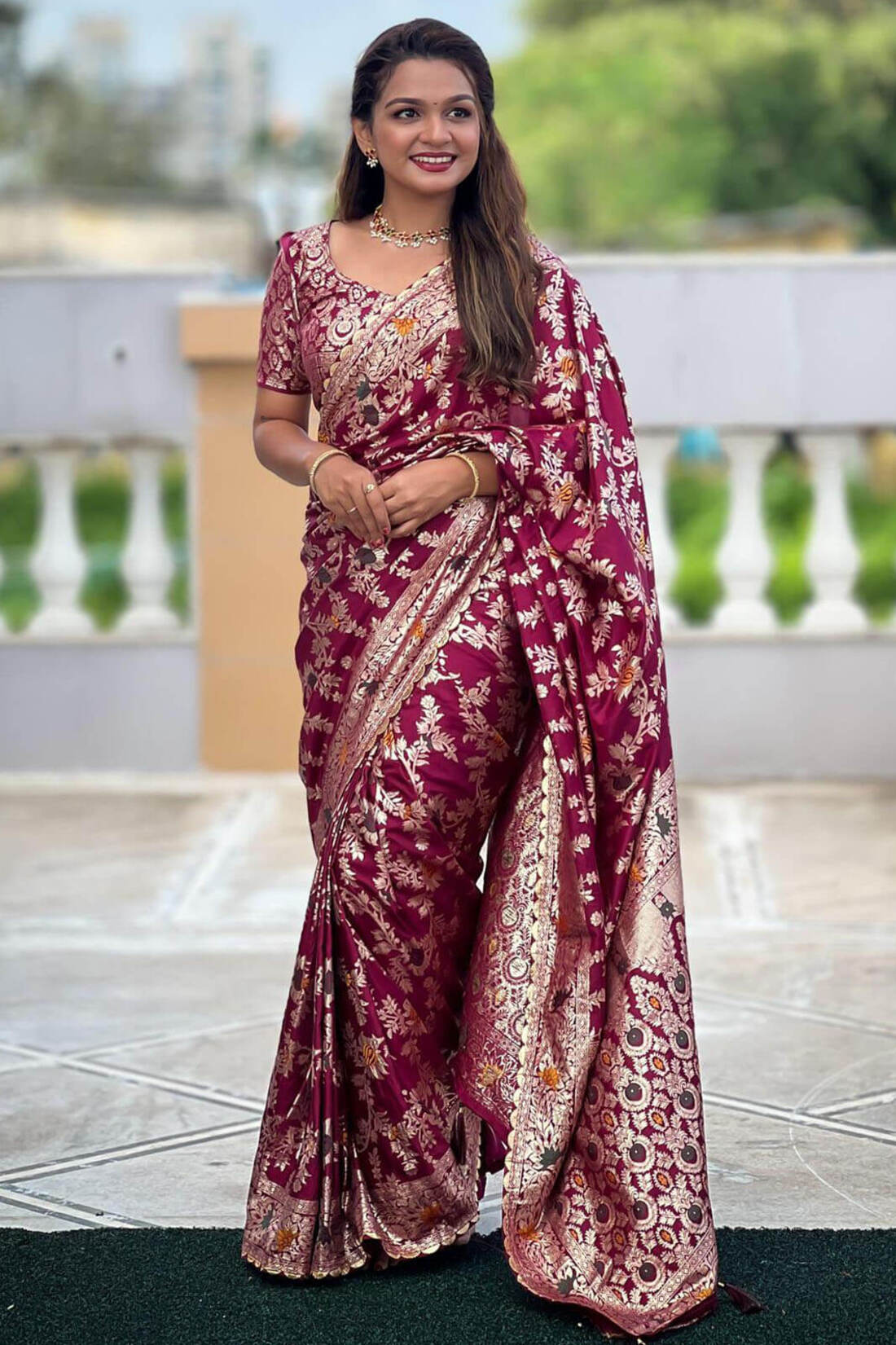 Demesne Wine Soft Banarasi Silk Saree With Fancifull Blouse Piece