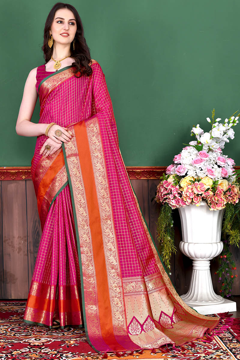 Eye-catching Dark Pink Soft Banarasi Silk Saree With Sensational Blouse Piece