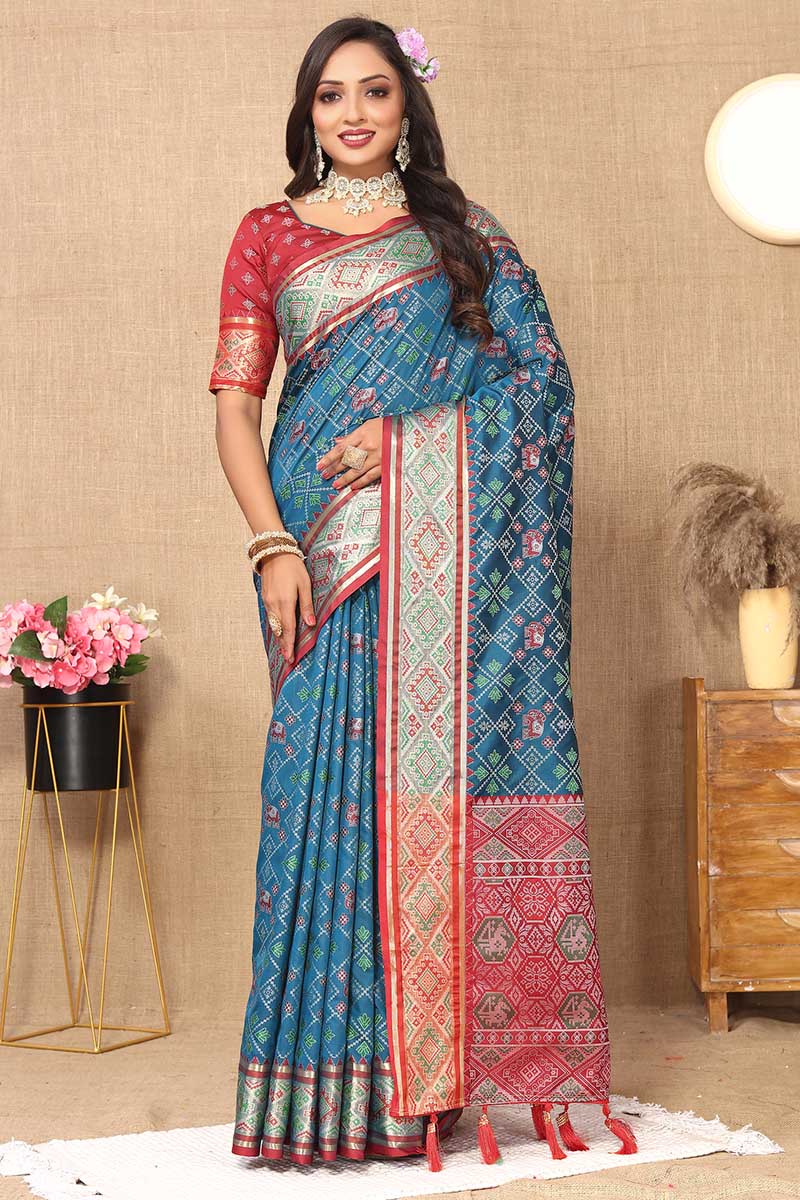 Classic Blue Soft Banarasi Silk Saree With Mesmeric Blouse Piece