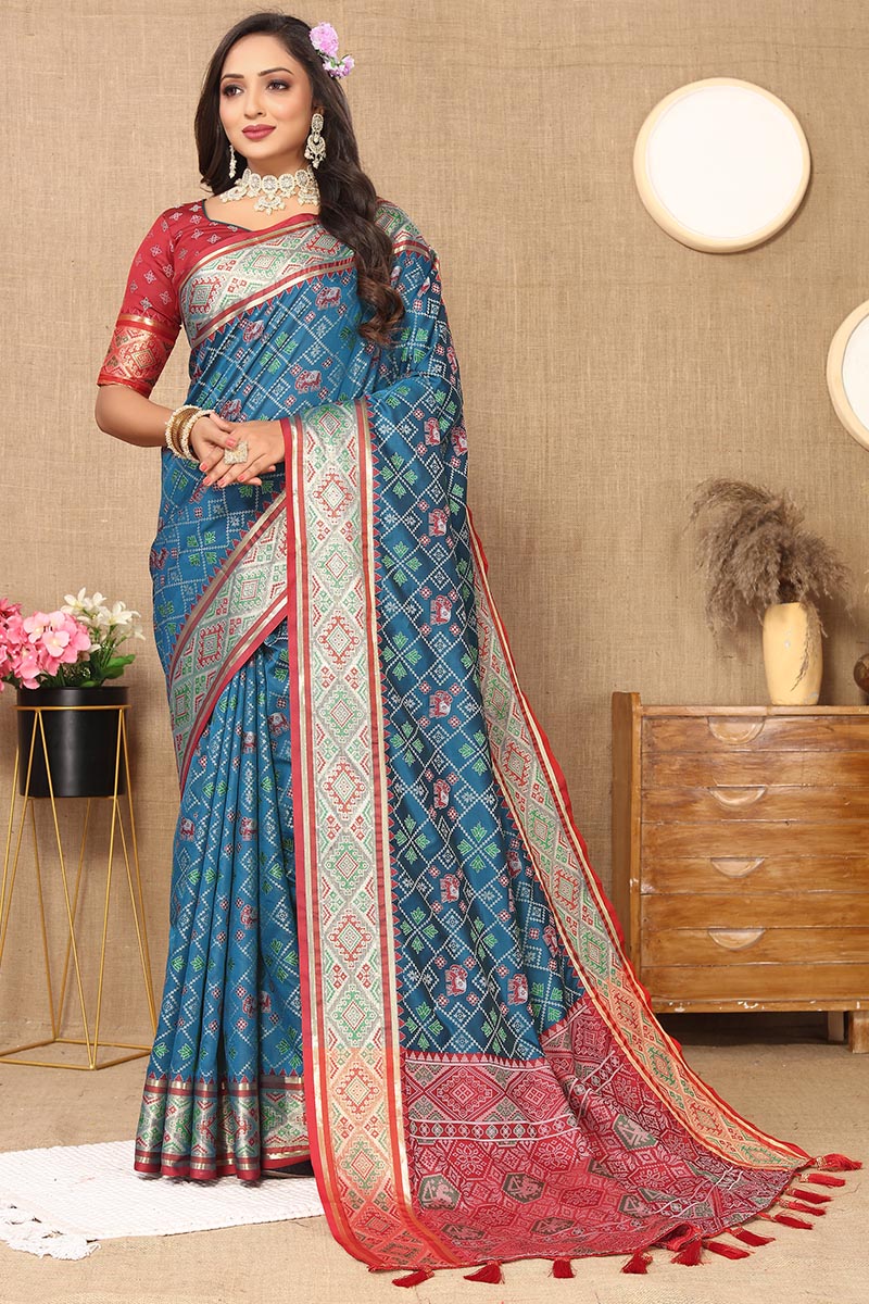 Classic Blue Soft Banarasi Silk Saree With Mesmeric Blouse Piece