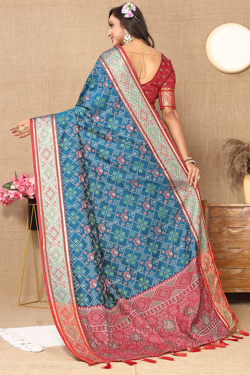 Classic Blue Soft Banarasi Silk Saree With Mesmeric Blouse Piece