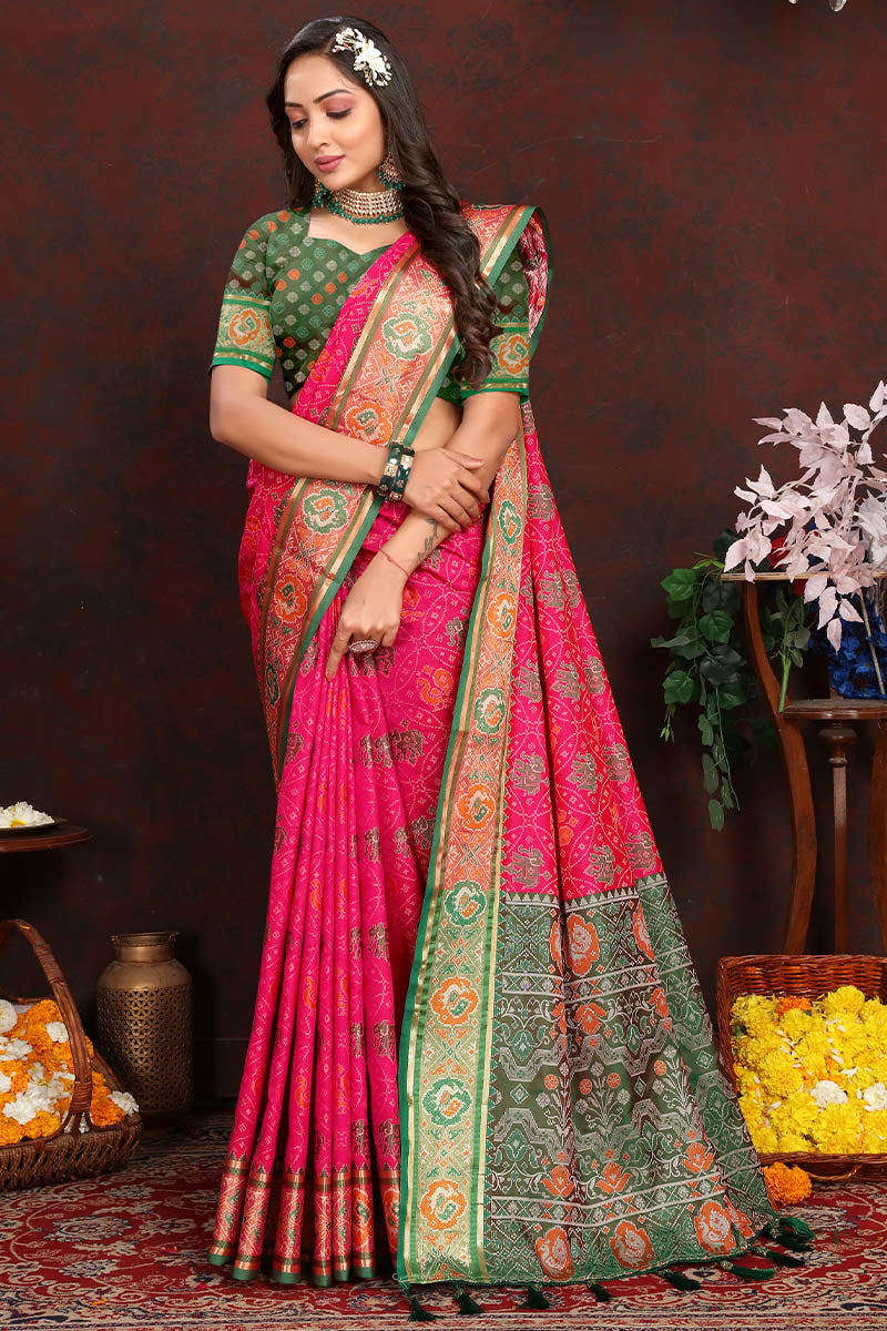 Rhapsodic Dark Pink Soft Banarasi Silk Saree With Vivacious Blouse Piece