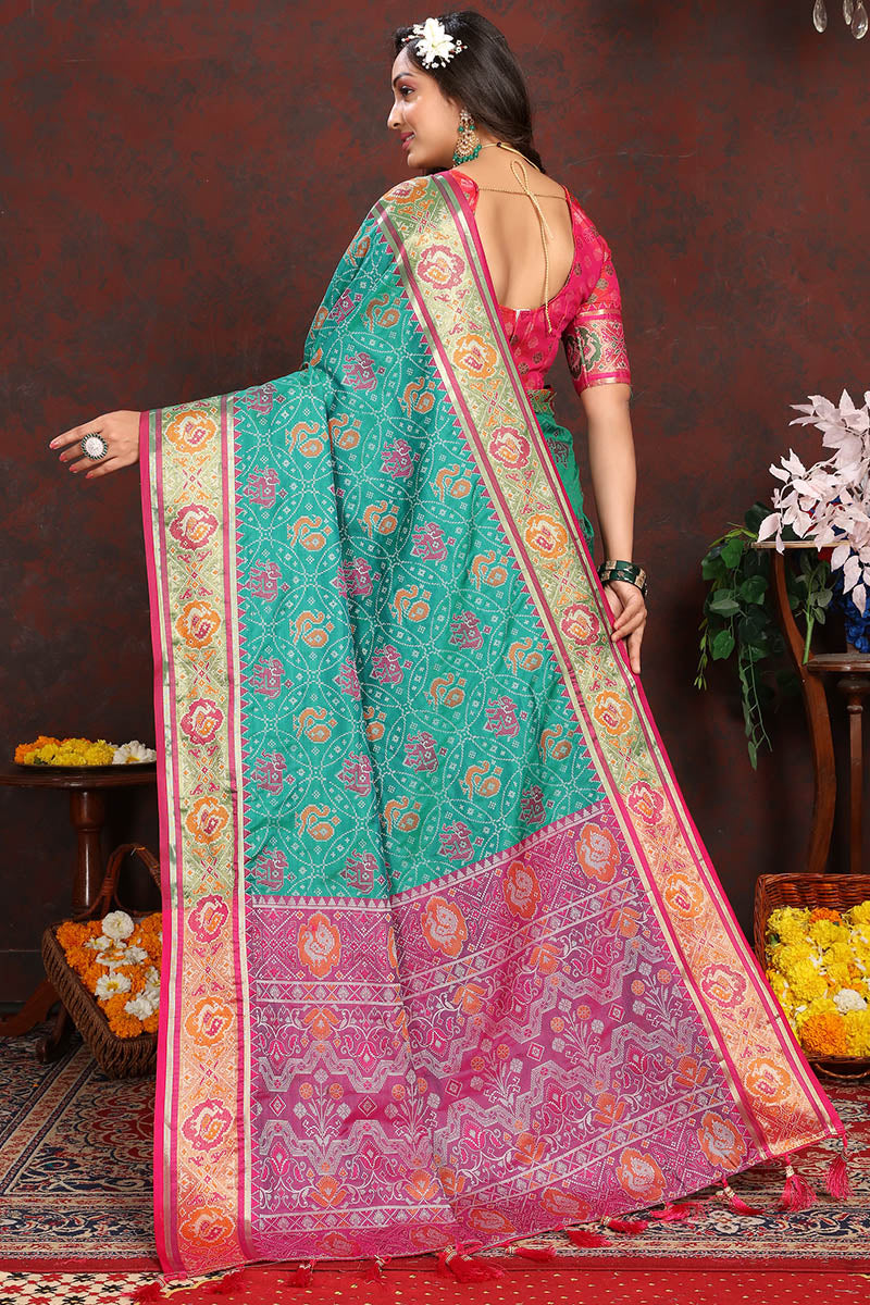 Tempting Sea Green Soft Banarasi Silk Saree With Majestic Blouse Piece