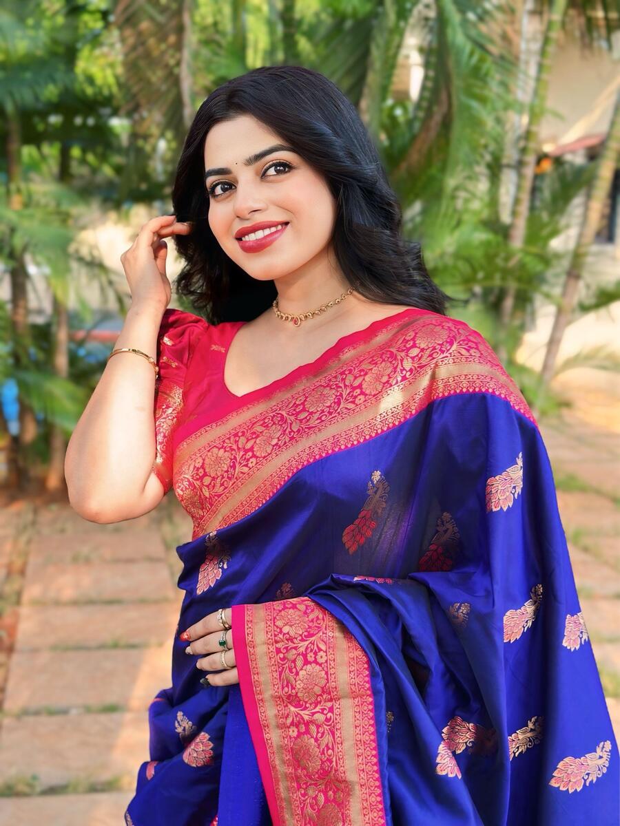 Desultory Blue Soft Banarasi Silk Saree With Prettiest Blouse Piece
