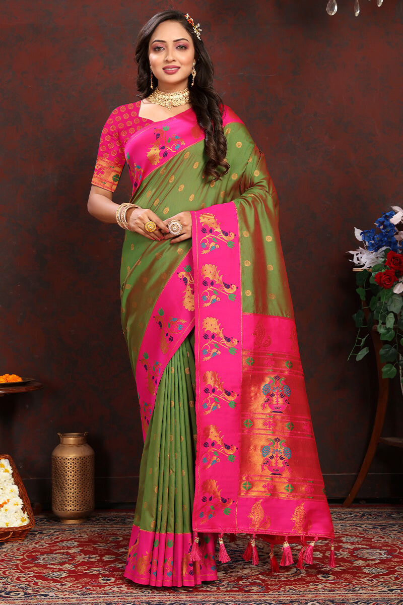 Exquisite Green Paithani Silk Saree With Fugacious Blouse Piece