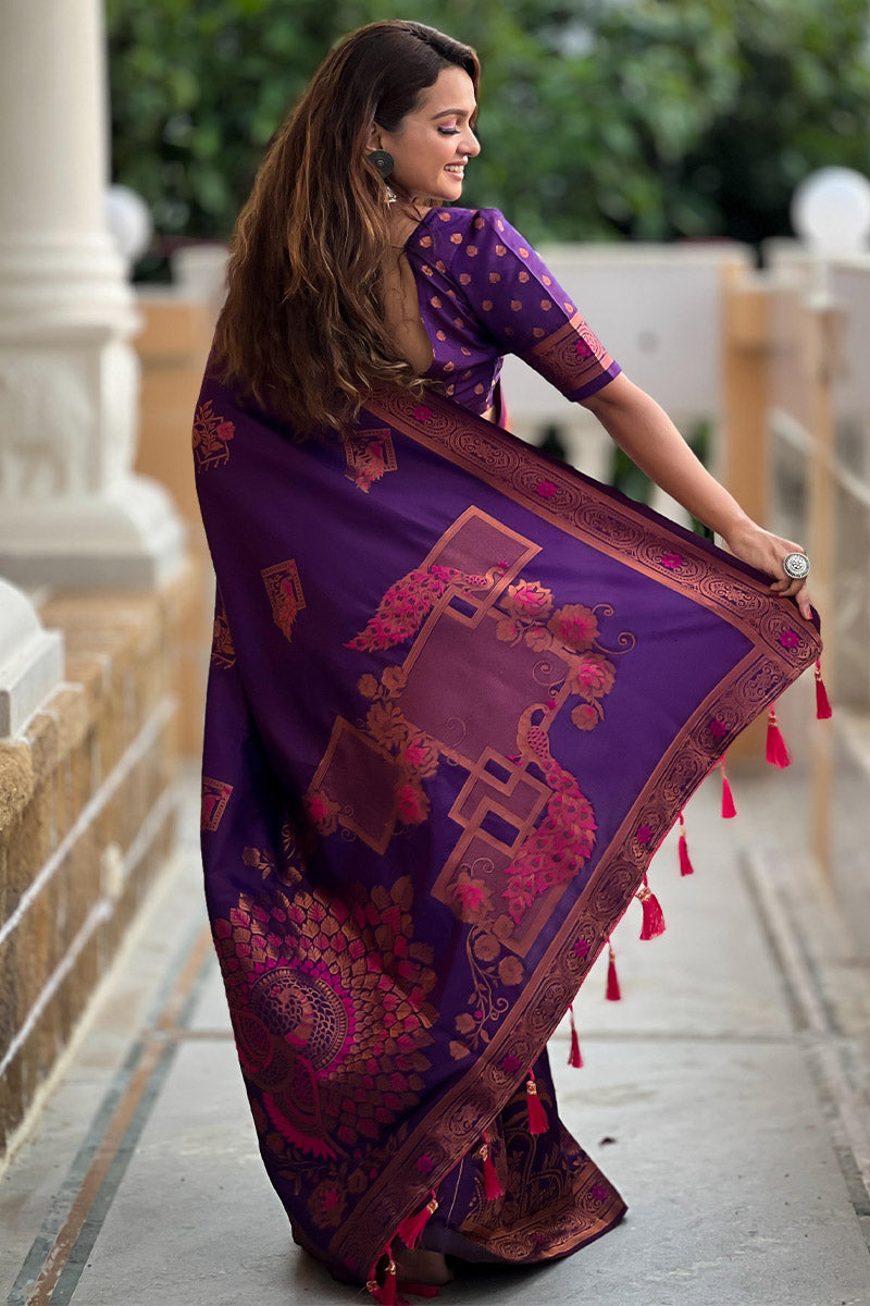 Comely Purple Paithani Silk Saree With Inspiring Blouse Piece