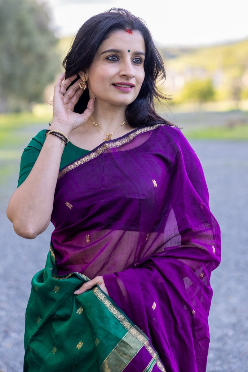 Mesmerising Dark Pink Cotton Silk Saree With Exquisite Blouse Piece