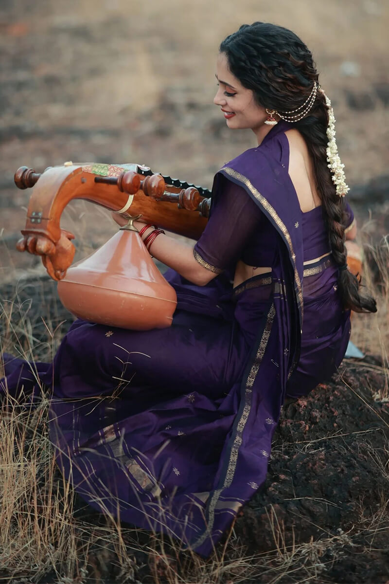 Murmurous Purple Cotton Silk Saree With Comely Blouse Piece