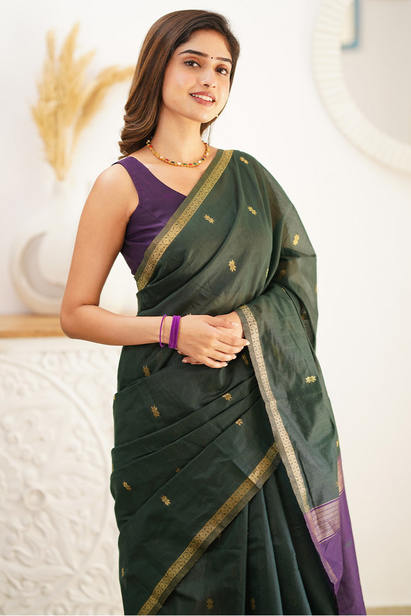 Sensational Green Cotton Silk Saree With Luminous Blouse Piece