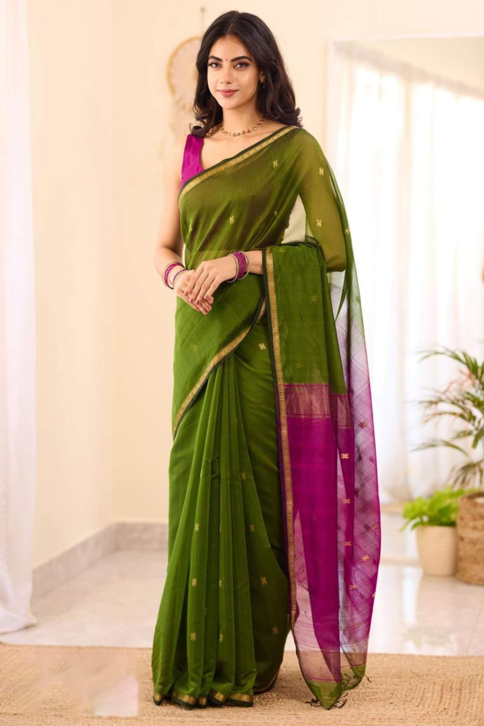 Enigmatic Green Cotton Silk Saree With Denouement Blouse Piece