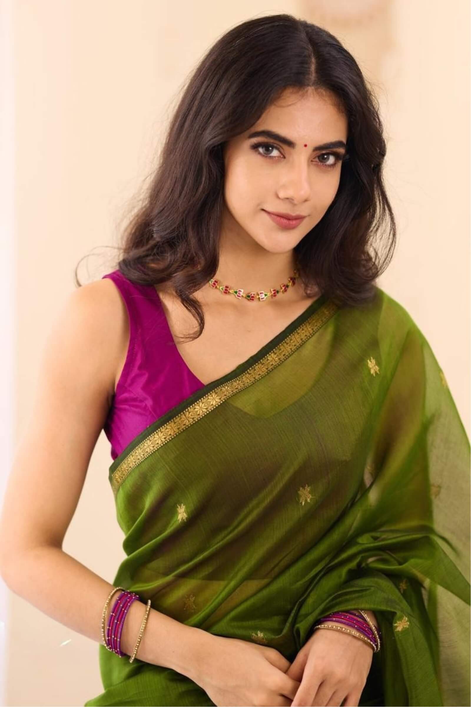 Enigmatic Green Cotton Silk Saree With Denouement Blouse Piece