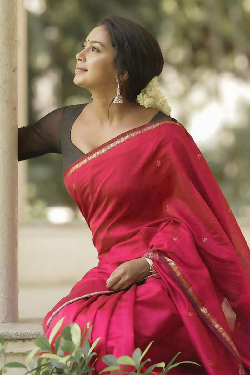 Classic Dark Pink Cotton Silk Saree With Dazzling Blouse Piece