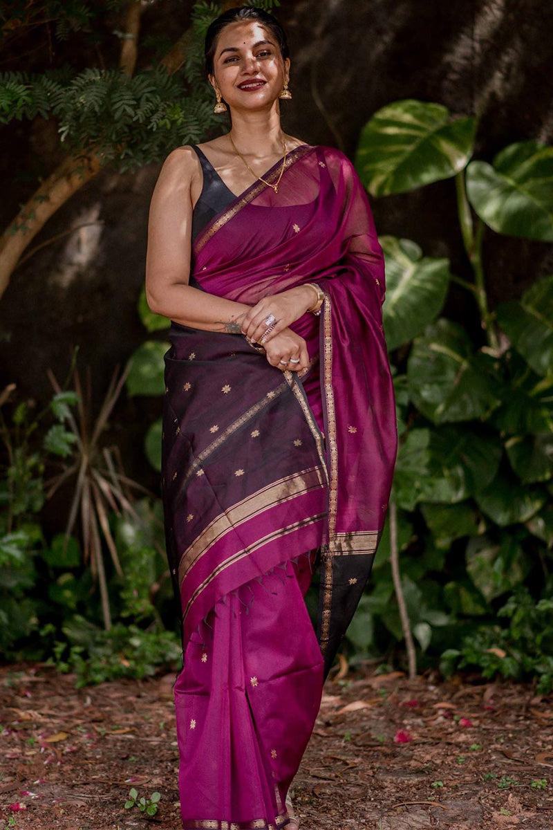 Whimsical Dark Pink Cotton Silk Saree With Quixotic Blouse Piece