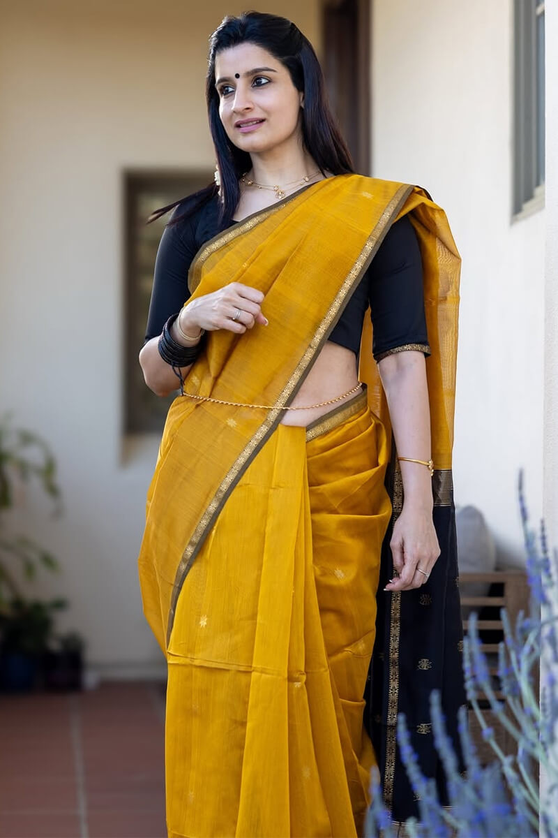 Bucolic Mustard Cotton Silk Saree With Amiable Blouse Piece