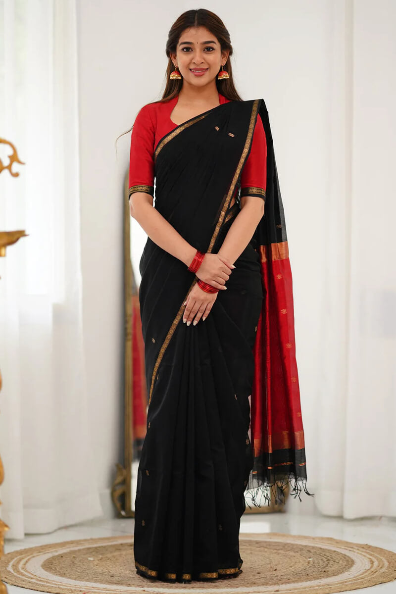 Trendy Black Cotton Silk Saree With Inimitable Blouse Piece