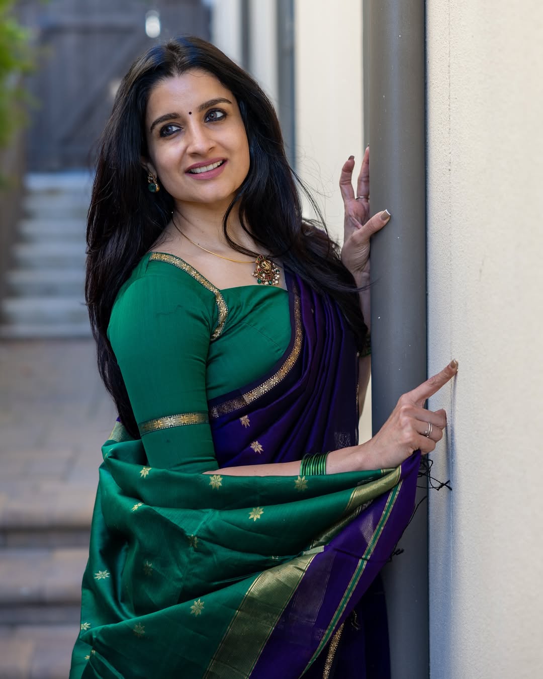 Enchanting Purple Cotton Silk Saree With Murmurous Blouse Piece