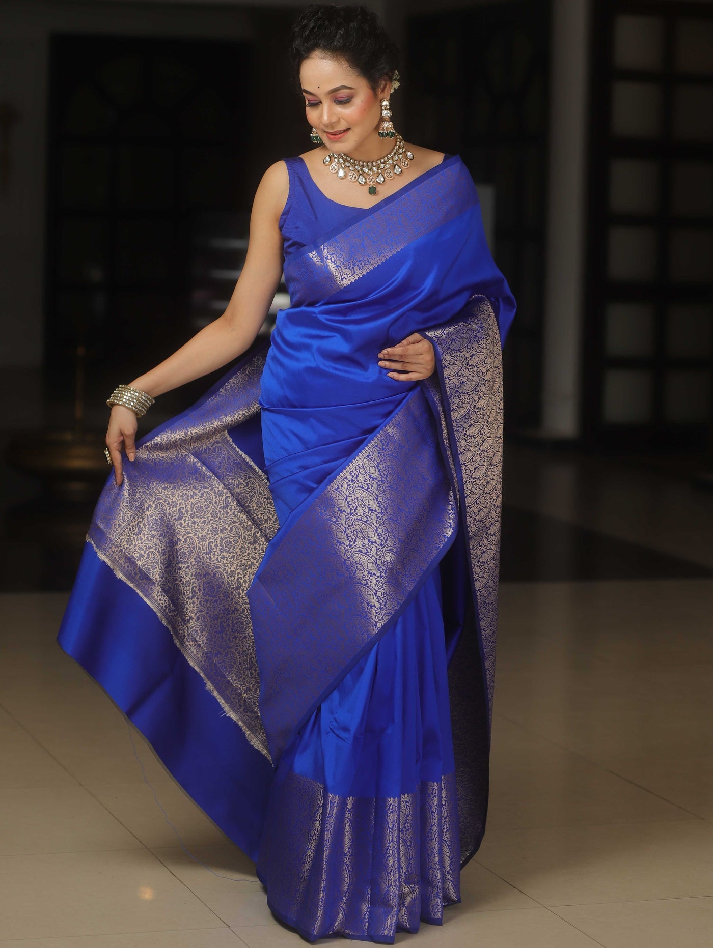 Smashing Royal Blue Soft Silk Saree With Fugacious Blouse Piece